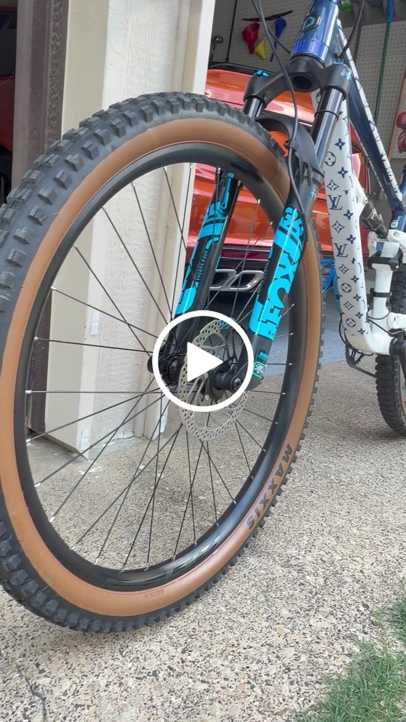 Customer video review of Custom Frame Keeper
