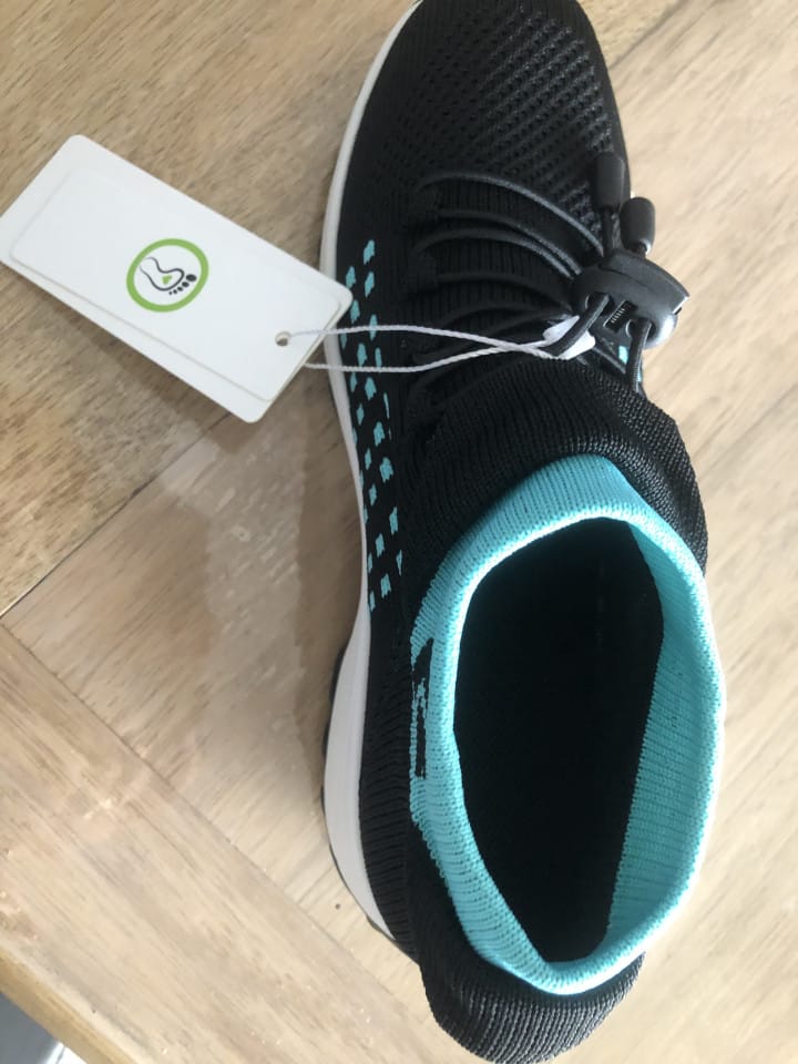 Customer photo review of Baskets Légères et Respirantes pour Femme - Confort et Style