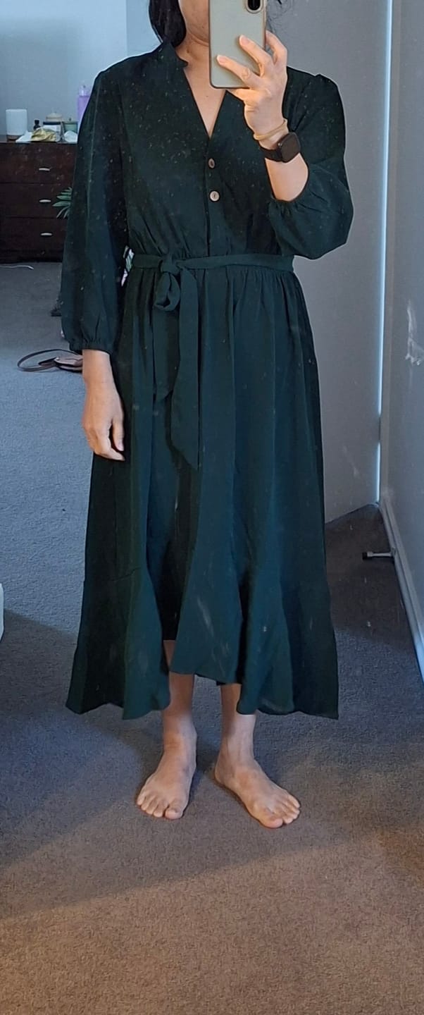 Customer photo review of Jemimah Midi Dress In Emerald