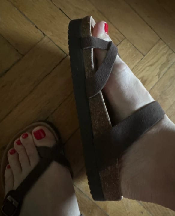 Customer photo review of Sandales Croisées Entre-Doigt Antidérapantes