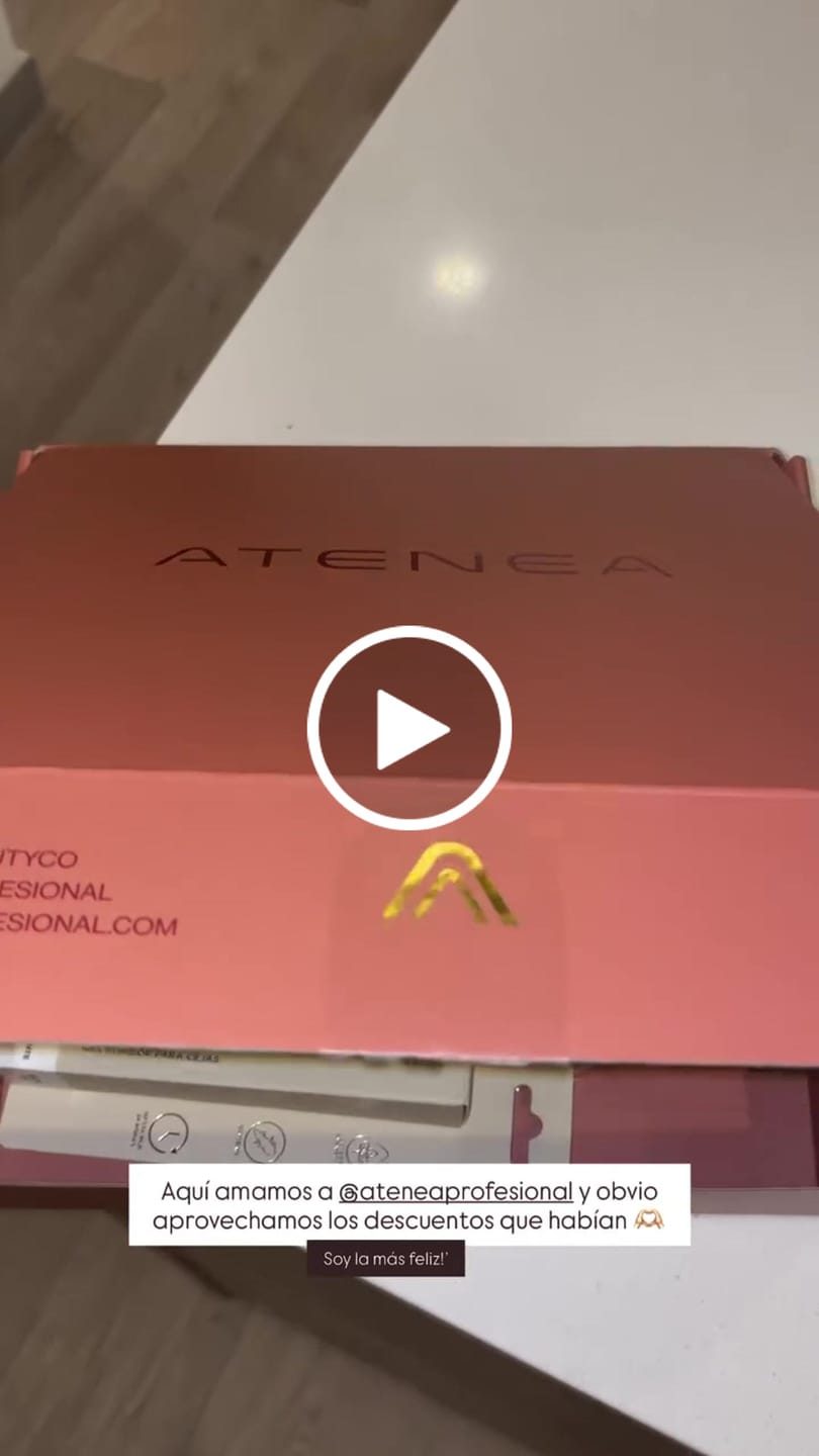 Customer video review of POLVO SUELTO TRASLUCIDO 1ST SCENE