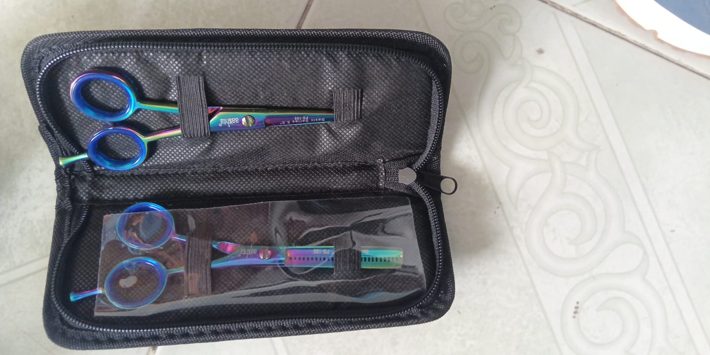 Customer photo review of Aashta - Tijeras Profesionales acero inoxidable 5´5 pulgadas