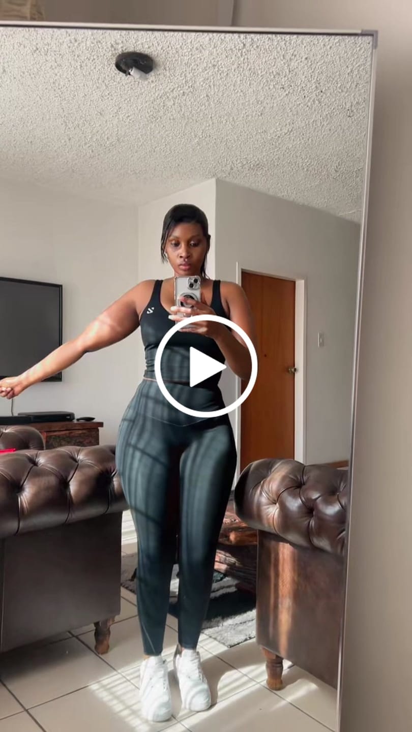 Customer video review of Two Pieces Butt Shaping Activewear Sets