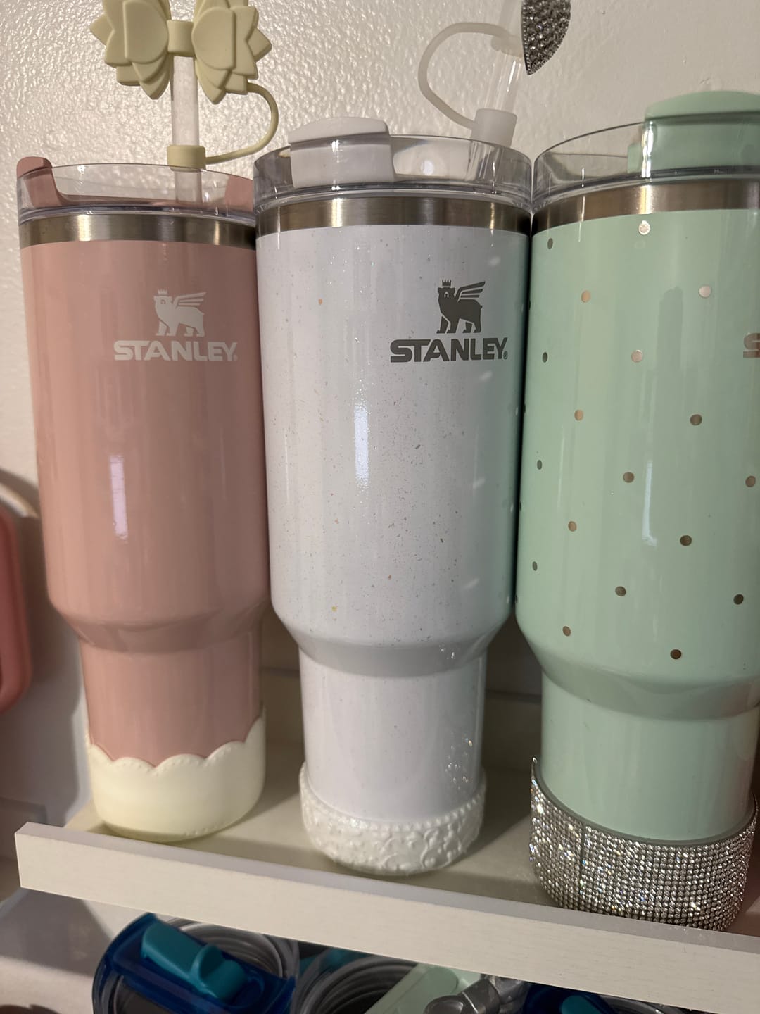 Customer photo review of Heart Scroll Pearl Shimmer White Shorty Boot