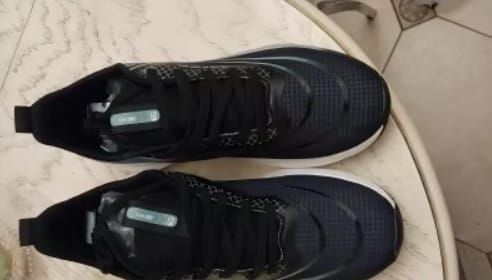Customer photo review of Baskets de Sport Respirantes et Amortissantes
