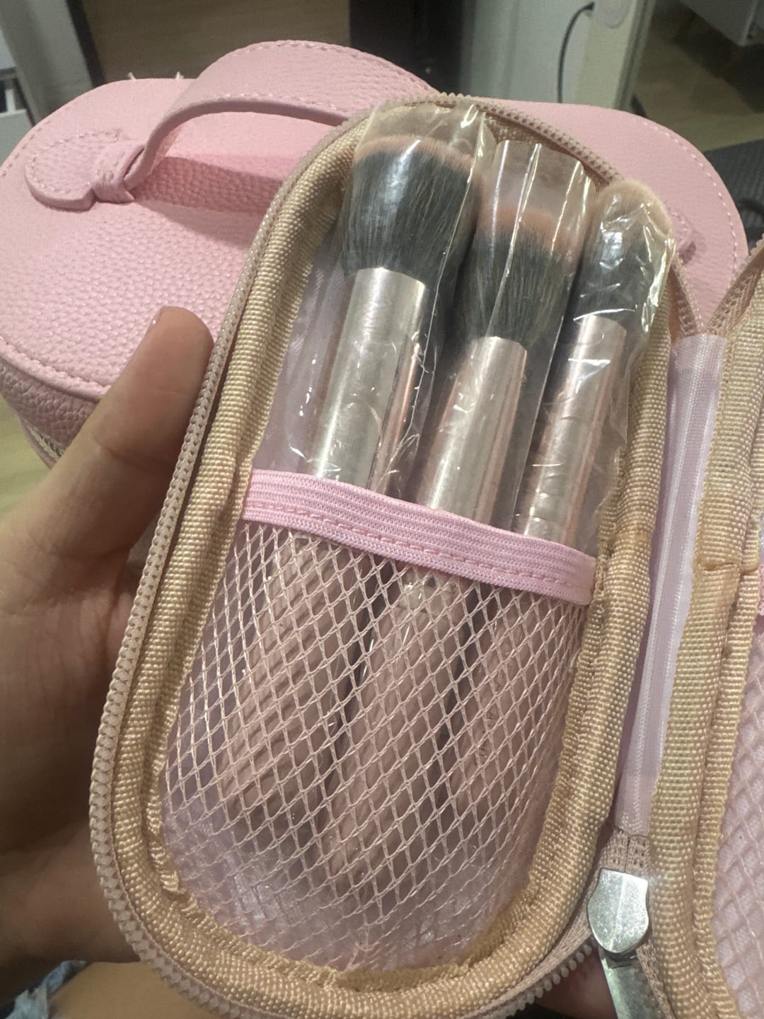 Customer photo review of KIT DE BROCHAS PINK TRAVEL X6