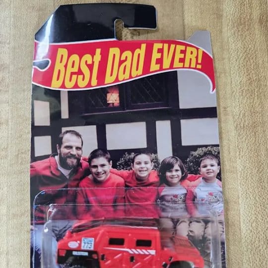 Customer photo review of Personalized Lover's Toy Dream Car Dad's Toy Dream Car Packaging Best Gift for Dad,Husband,Boyfriend