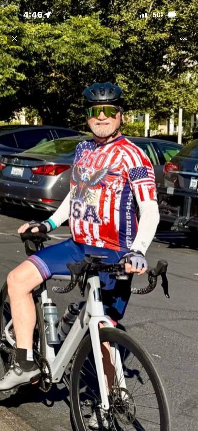 Customer photo review of Men’s USA Freedom Eagle Spirit 250 Cycling Jersey & Kit