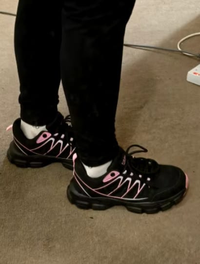 Customer photo review of Baskets de Sécurité en Acier pour Femme : Style, Protection et Confort au Quotidien