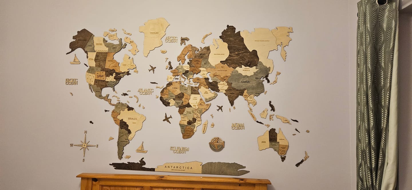 Customer photo review of 3D Wooden World Map Smokey