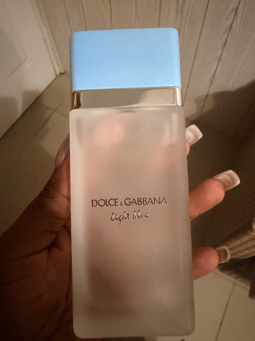 Customer photo review of Dolce & Gabbana Light Blue Eau De Toilette Spray for Women