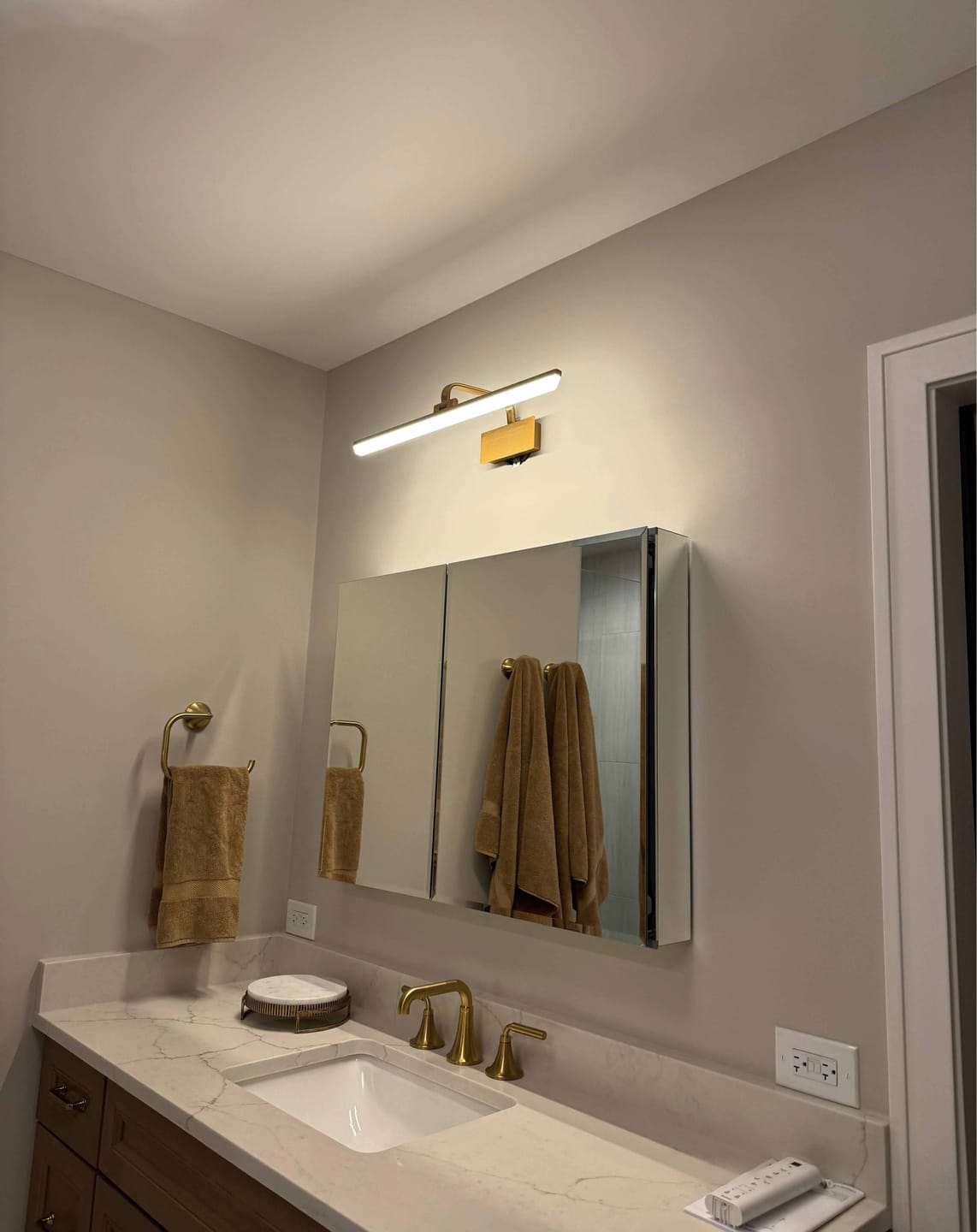 Customer photo review of Modern Led Bath Bar Armed Bathroom Vanity Light In Gold