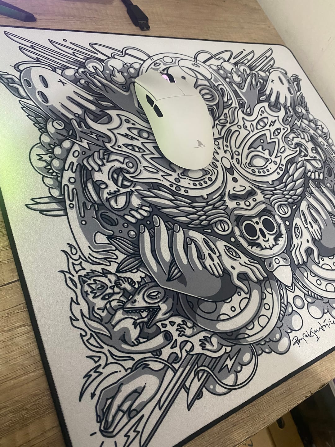 Customer photo review of Wraith Spirit of Aim Mousepad