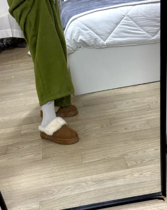 Customer photo review of Chaussons d'Hiver Chaudes Fourrées