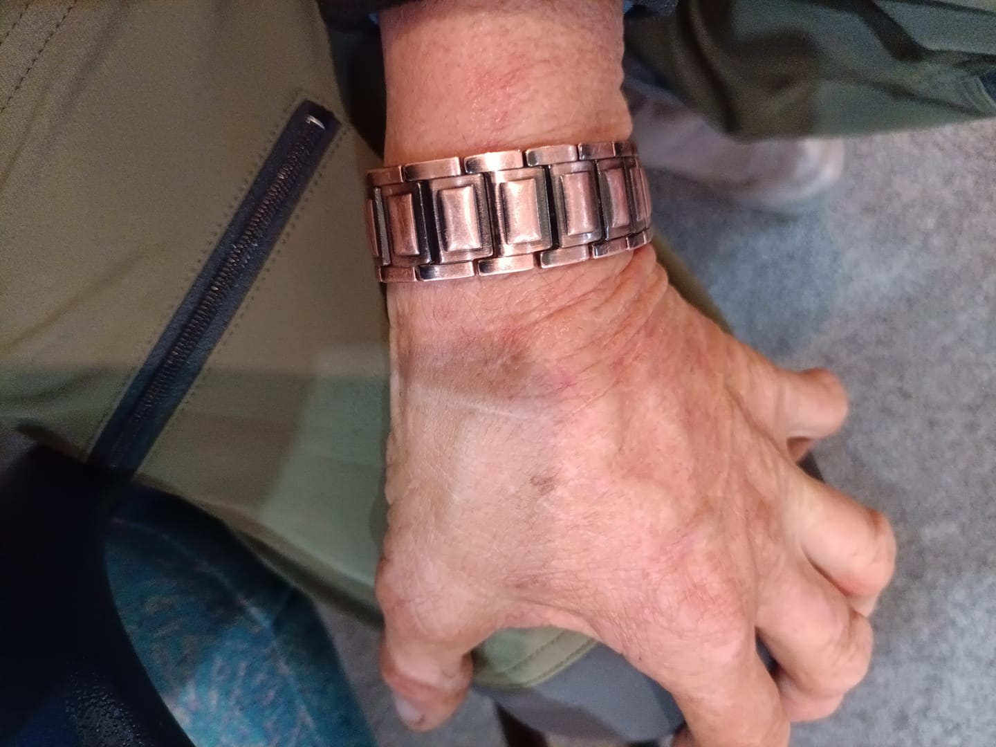 Customer photo review of Mens Copper Magnetic Bracelet TRIPLE Power