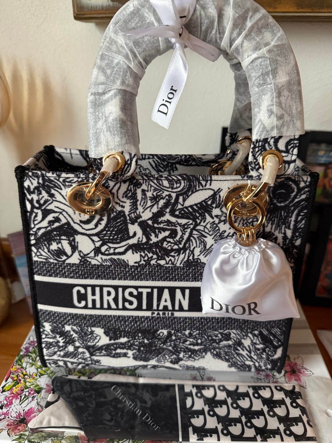 Customer photo review of Christiano bag