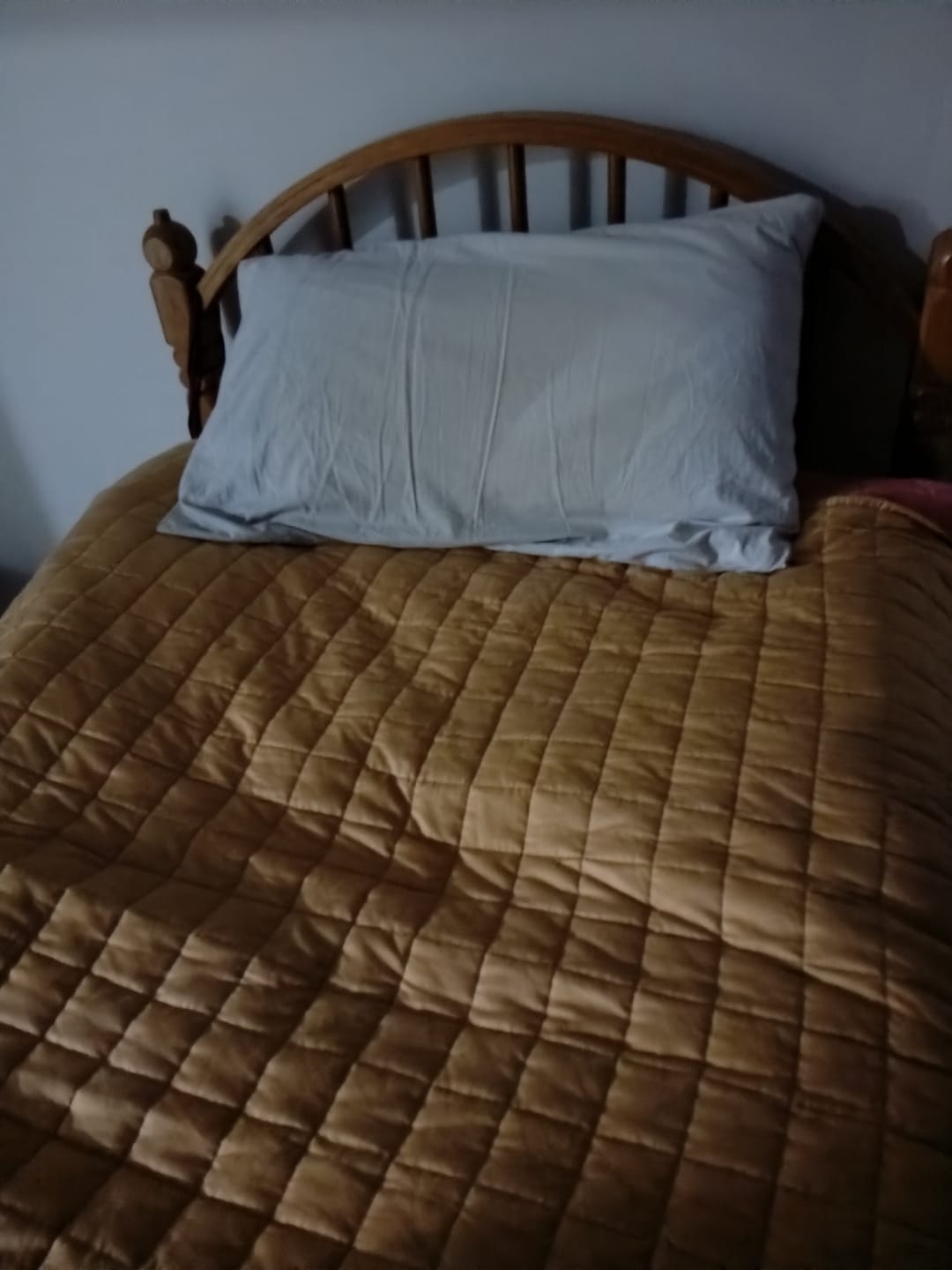 Customer photo review of Oliviada Weighted Blanket + Guided Ritual