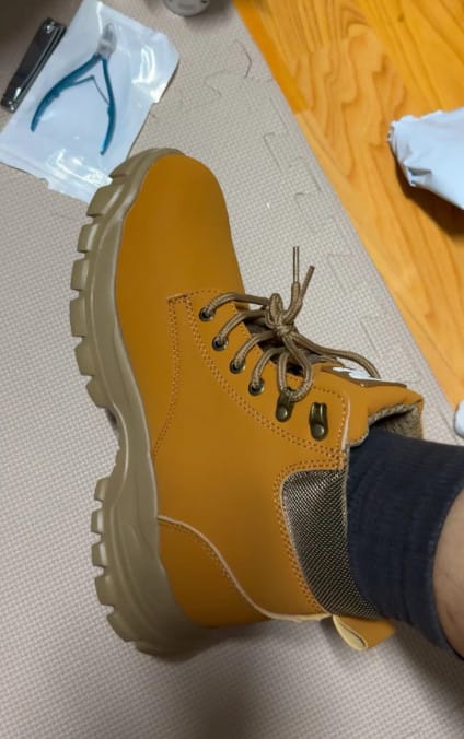 Customer photo review of Bottes de Sécurité Imperméables & Confortables