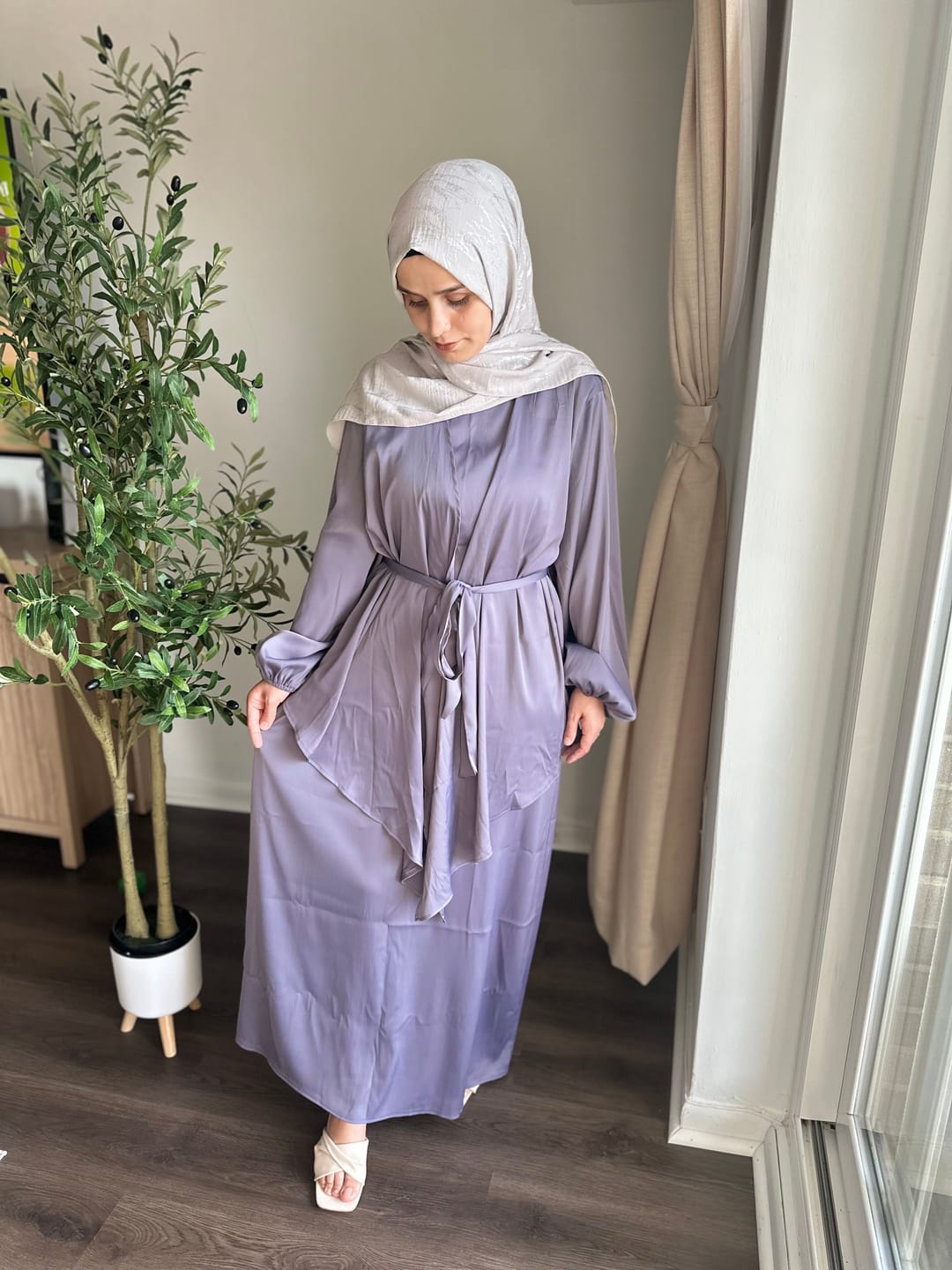 Customer photo review of Opulent Flow Abaya