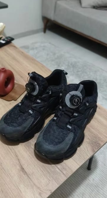 Customer photo review of Chaussures de Sécurité avec Bouton Rotatif - Parker en Acier & Coussin d'Air