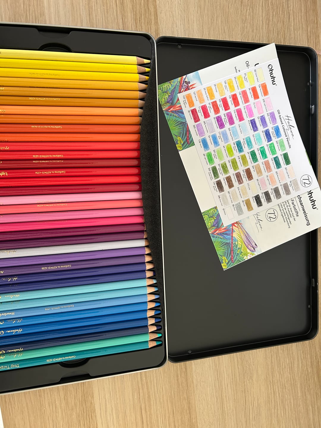 Customer photo review of Ohuhu Halawa Series 72 Colors Oil-based Colored Pencils