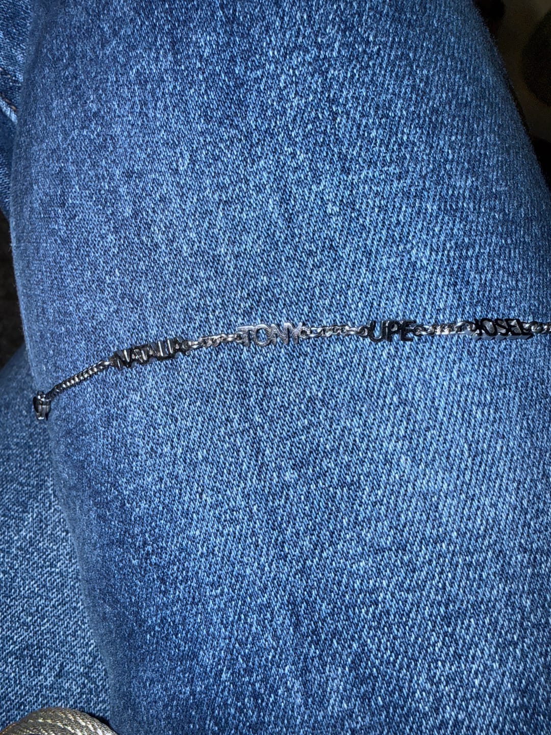Customer photo review of Pulsera personalizada con nombre