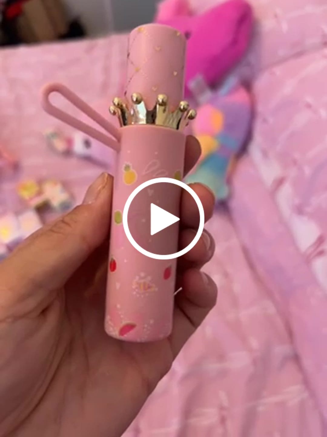 Customer video review of Lip Oil Holder