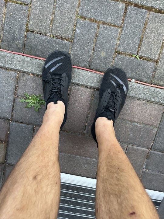 Customer photo review of Feel Pro - des chaussures pieds nus saines et confortables