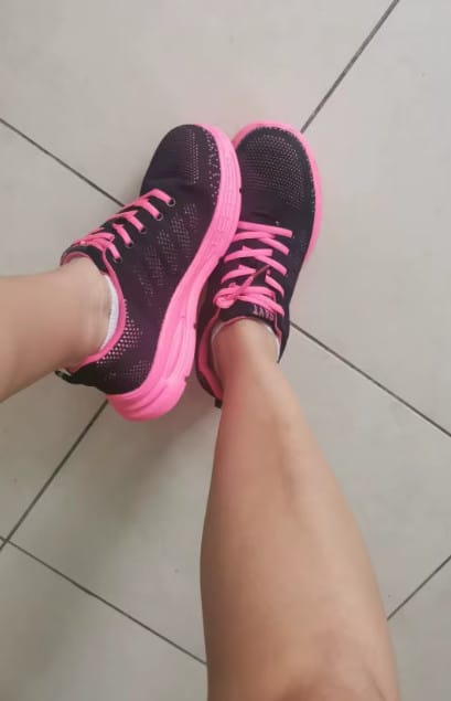 Customer photo review of 👠 Chaussures de Sécurité en Acier pour Femme : Légèreté, Confort et Protection Totale 🔒