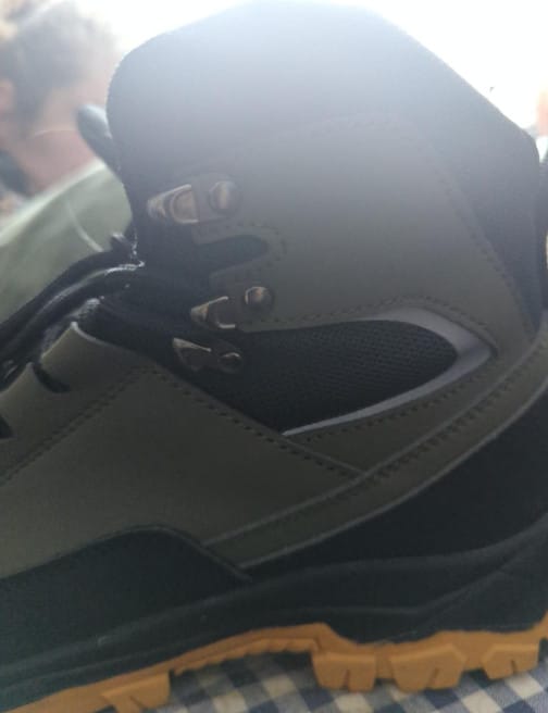 Customer photo review of Bottes de Travail Respirantes & Confortables - HONG-G