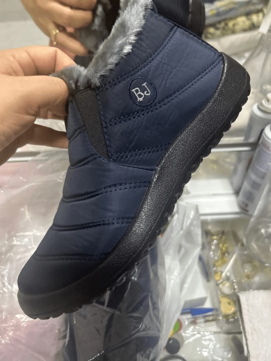 Customer photo review of Bottes doublées et imperméables pour l'hiver - B&J™