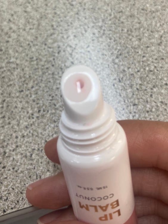Customer photo review of LIP BALM - HIDRATANTE PARA LABIOS