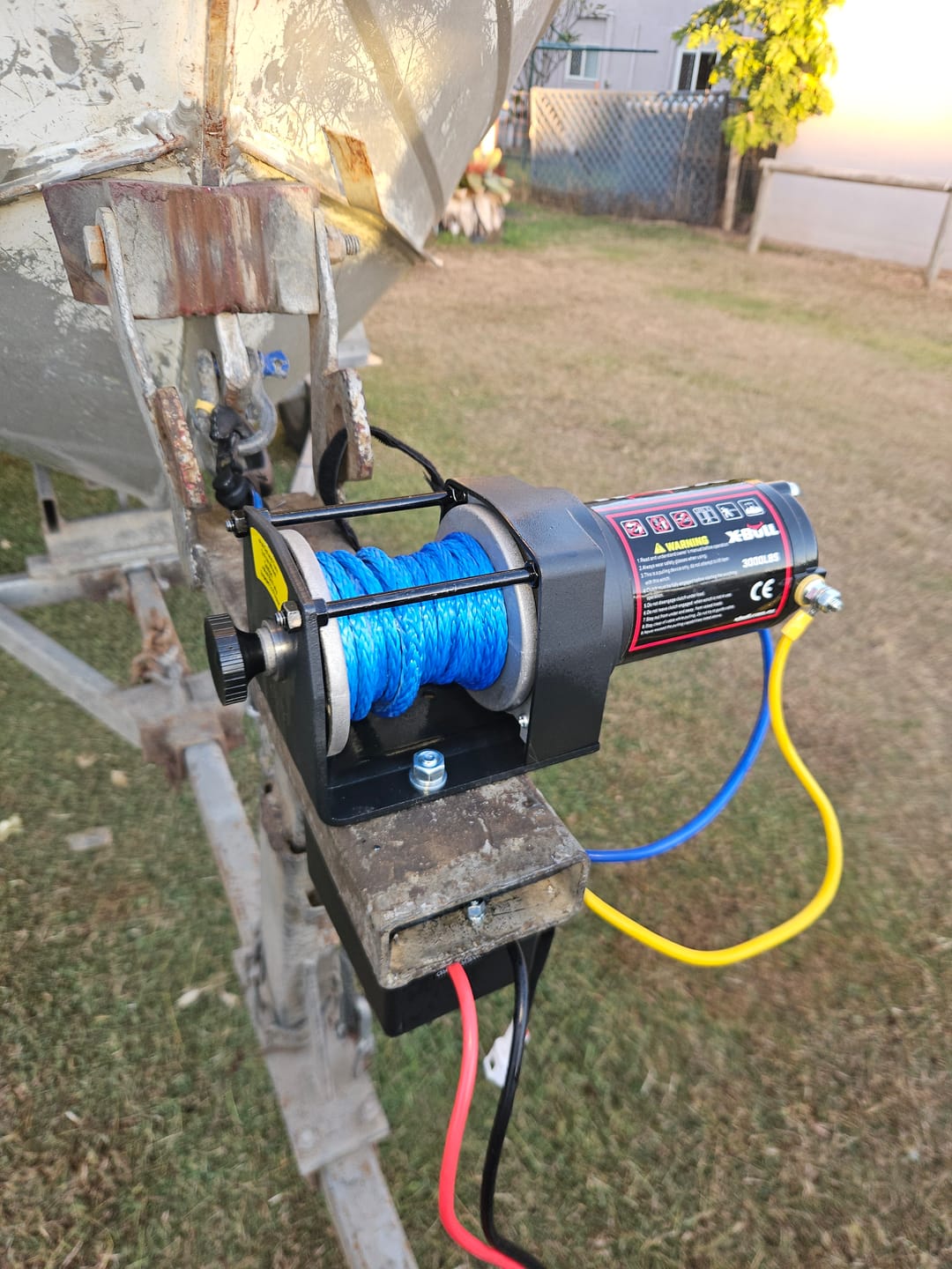 Customer photo review of X-BULL Electric Winch 12V Wireless 3000lbs/1360kg Synthetic Rope BOAT ATV 4WD BLUE