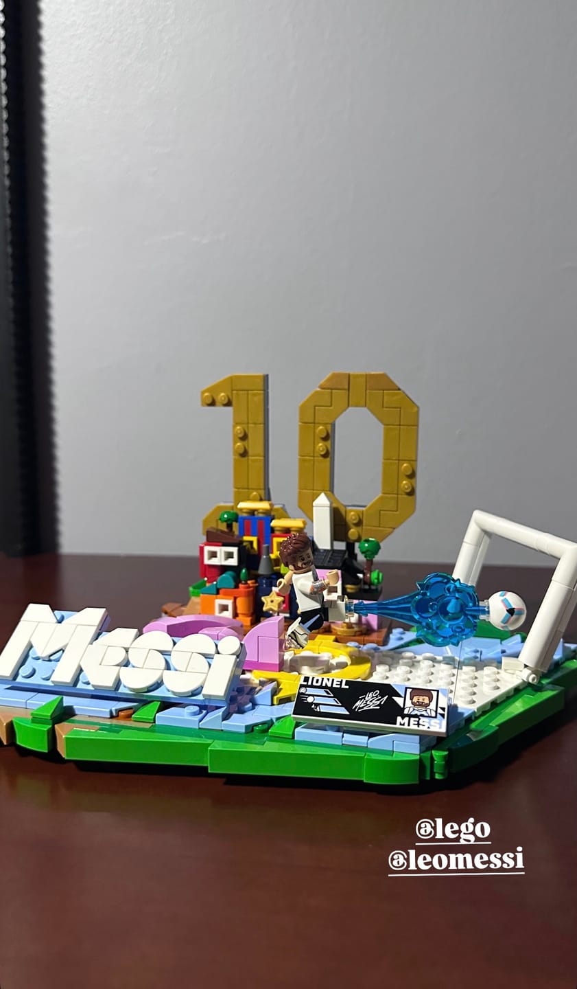 Customer photo review of LIONEL MESSI: FENÓMENOS DEL FÚTBOL