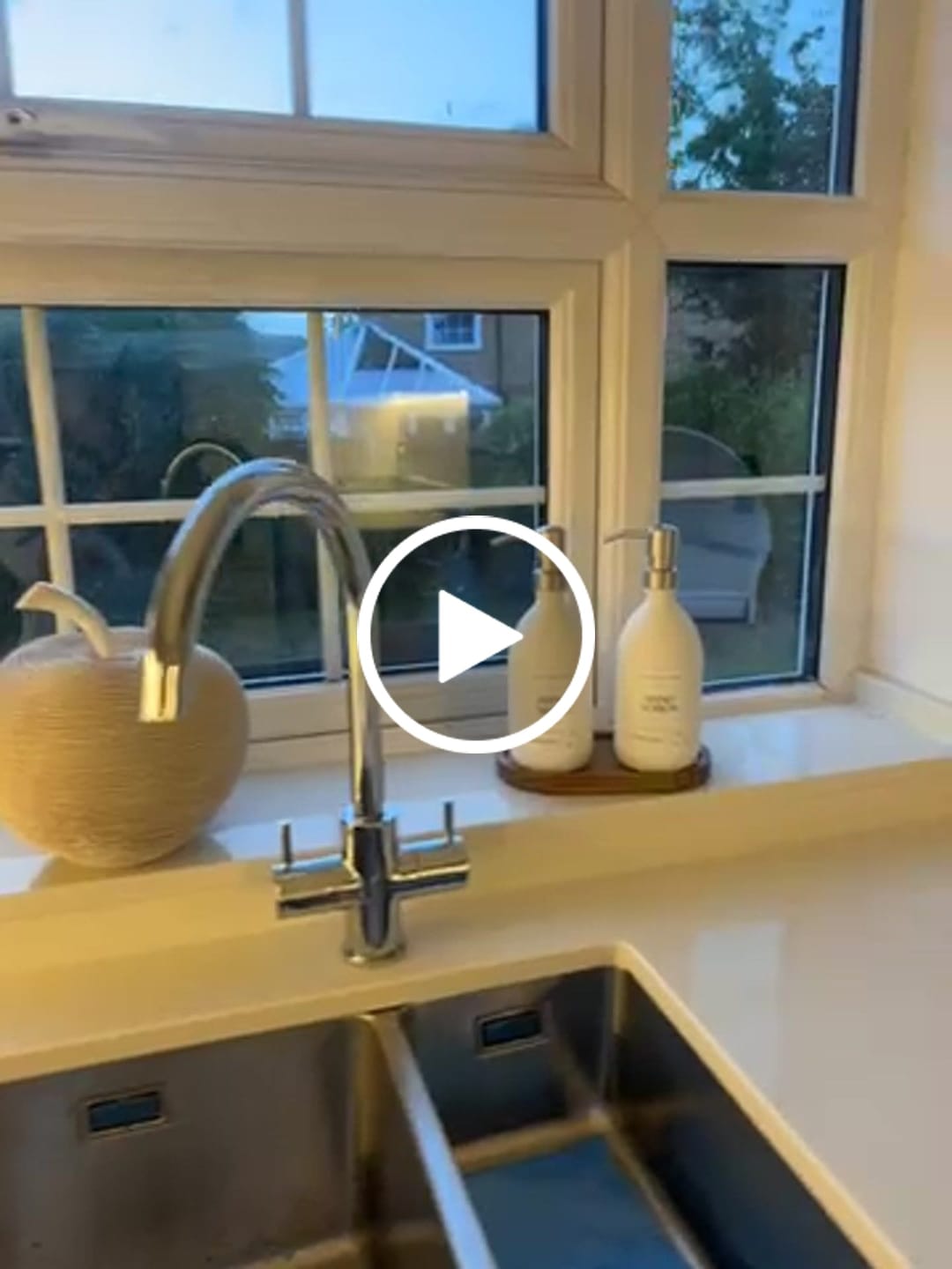 Customer video review of Set of 2 Milky White Glass Bottle 500 ML with Metal Pump & Small Tray (White Label)
