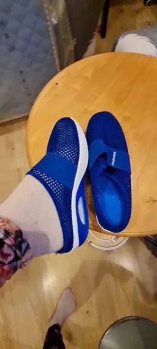 Customer photo review of Chaussons de Marche Confortables & Respirantes