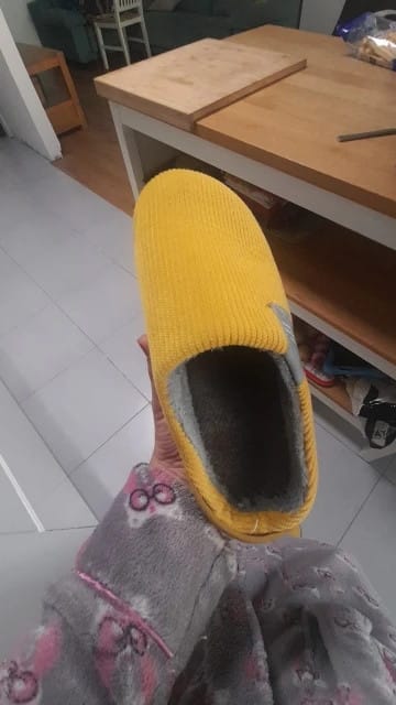 Customer photo review of Pantoufles d'hiver en coton doux pour la maison