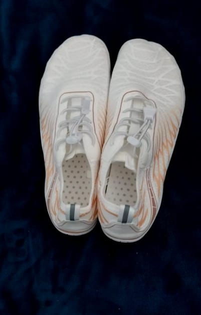 Customer photo review of Chaussures Pieds Nus Légères à Séchage Rapide