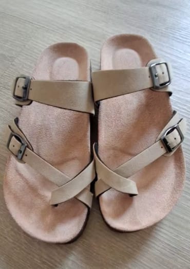 Customer photo review of Sandales Croisées Entre-Doigt Antidérapantes
