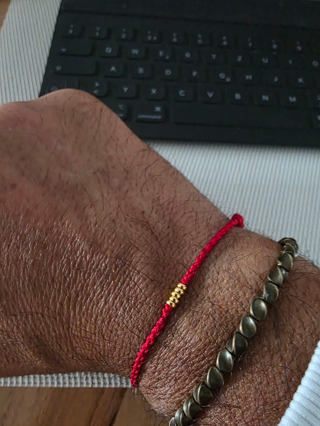 Customer photo review of Buddha Stones 925 Sterling Silber Lucky Golden Bead Geflochtenes Armband Fußkettchen