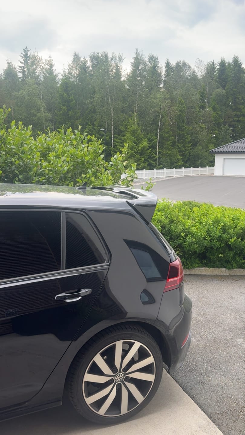 Customer photo review of Oettinger spoiler til Golf 7 & 7.5