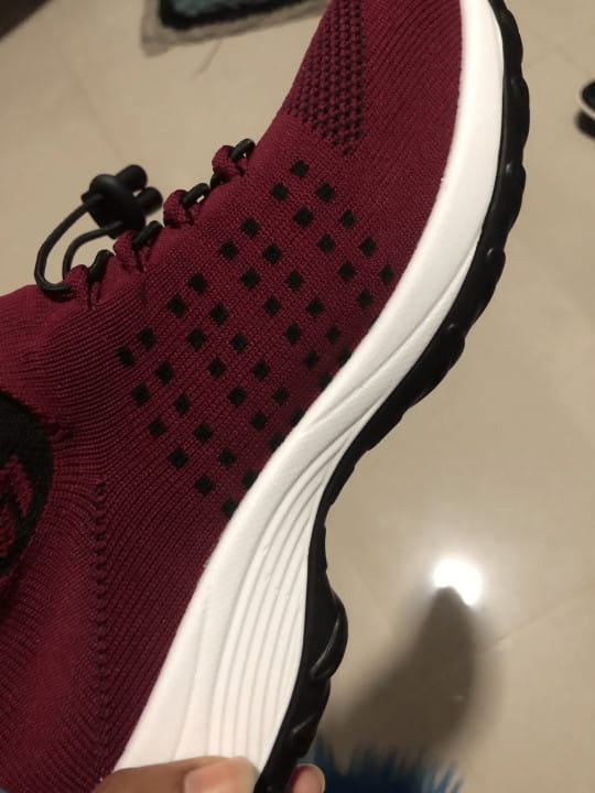 Customer photo review of Baskets Confortables pour Femme - Ultra-Légères et Respirantes