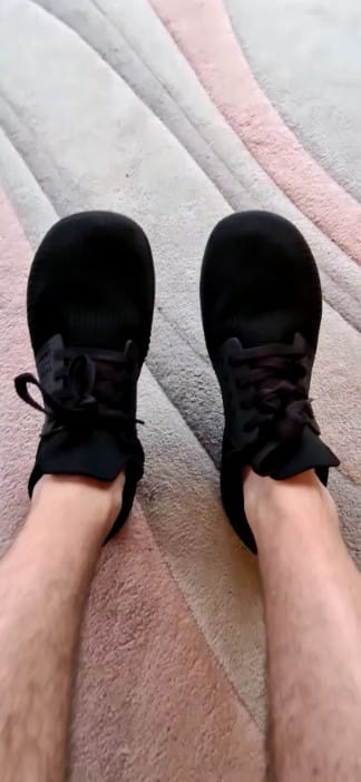Customer photo review of Chaussures de marche larges et minimalistes pour homme