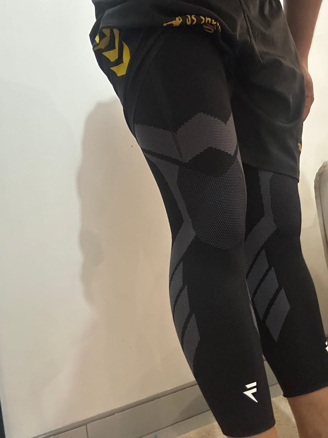 Customer photo review of Maintien de compression V2 pour Genoux et Jambes