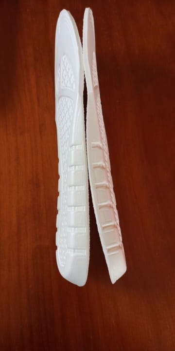 Customer photo review of Semelles en mousse pour toutes les chaussures
