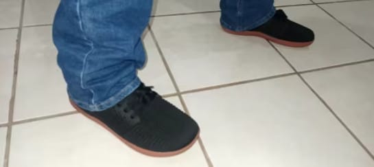 Customer photo review of Chaussures de marche larges et minimalistes pour homme