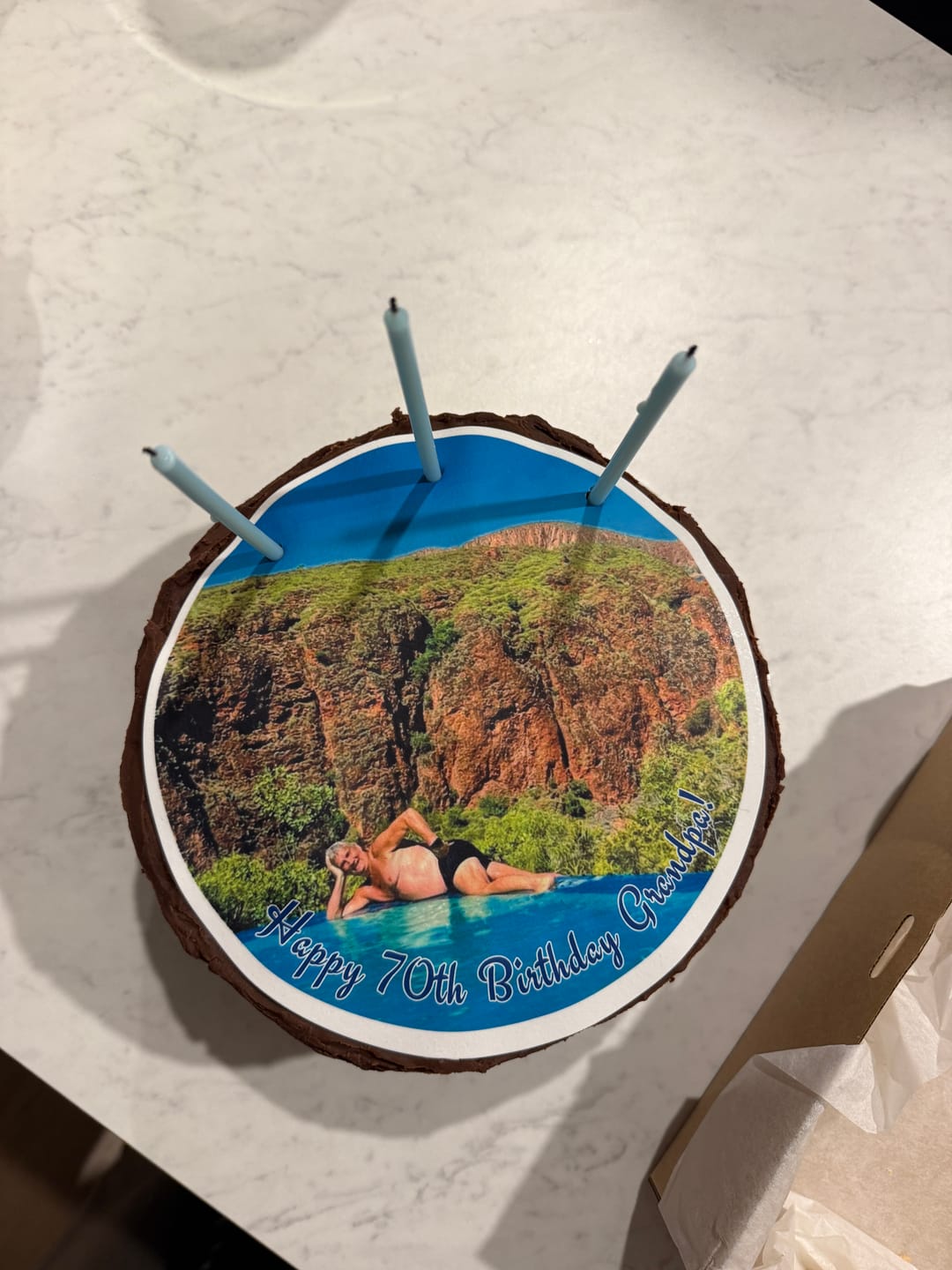 Customer photo review of 20 cm Pre-cut Circle Custom Edible Icing Image