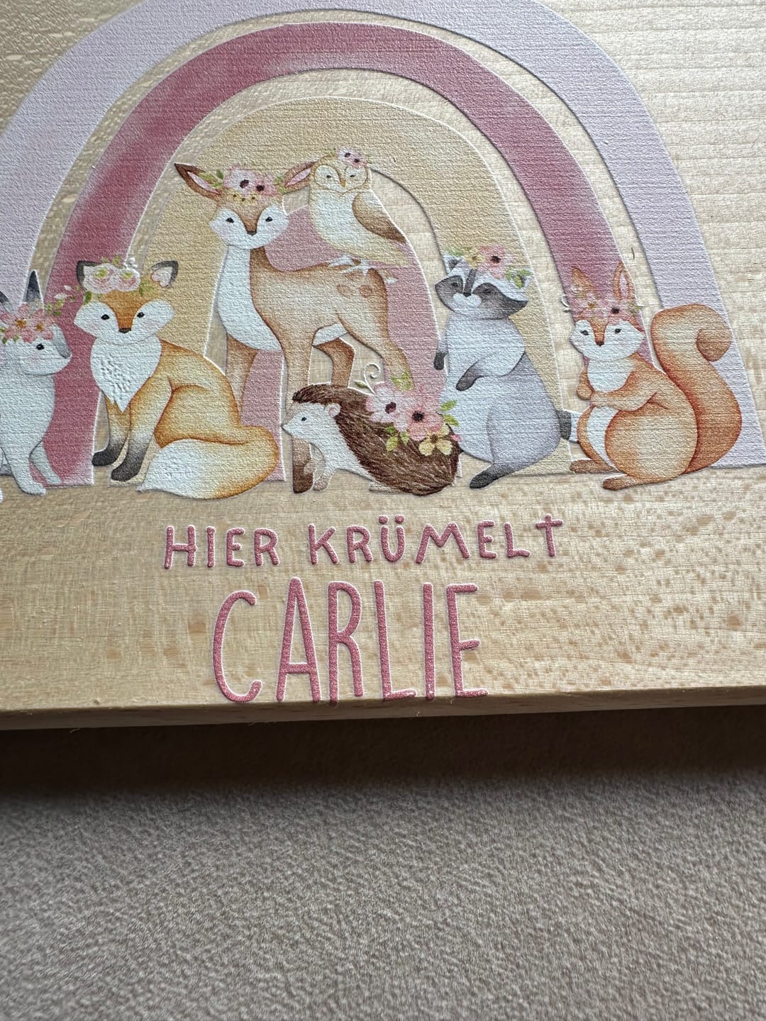 Customer photo review of Frühstücksbrettchen Holz personalisiert - Waldtiere