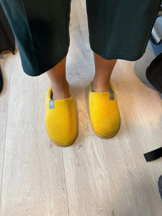 Customer photo review of Pantoufles d'hiver en coton doux pour la maison
