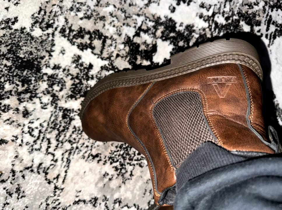 Customer photo review of Bottes de Sécurité Imperméables à Embout en Acier